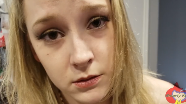 Üzülen Annemi Teselli Ettim Türkçe Altyazılı