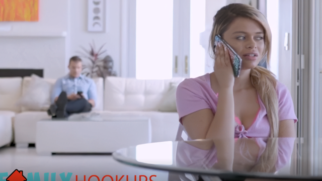 Latin Güzeli Babasına Kucak Dansı Yaptı Türkçe Altyazılı Porno